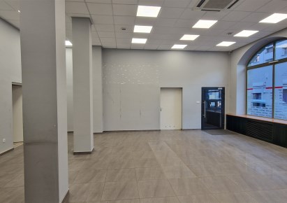 lokal na sprzedaż - Prudnik